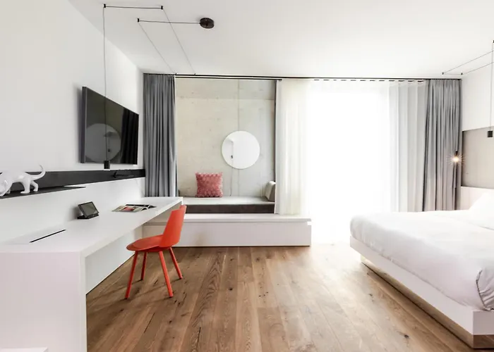 Kpm Hotel & Residences Berlin, A Member Of Design Hotels